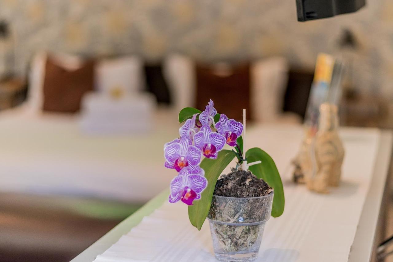 51 On Camps Bay Hotel Кейптаун Екстериор снимка