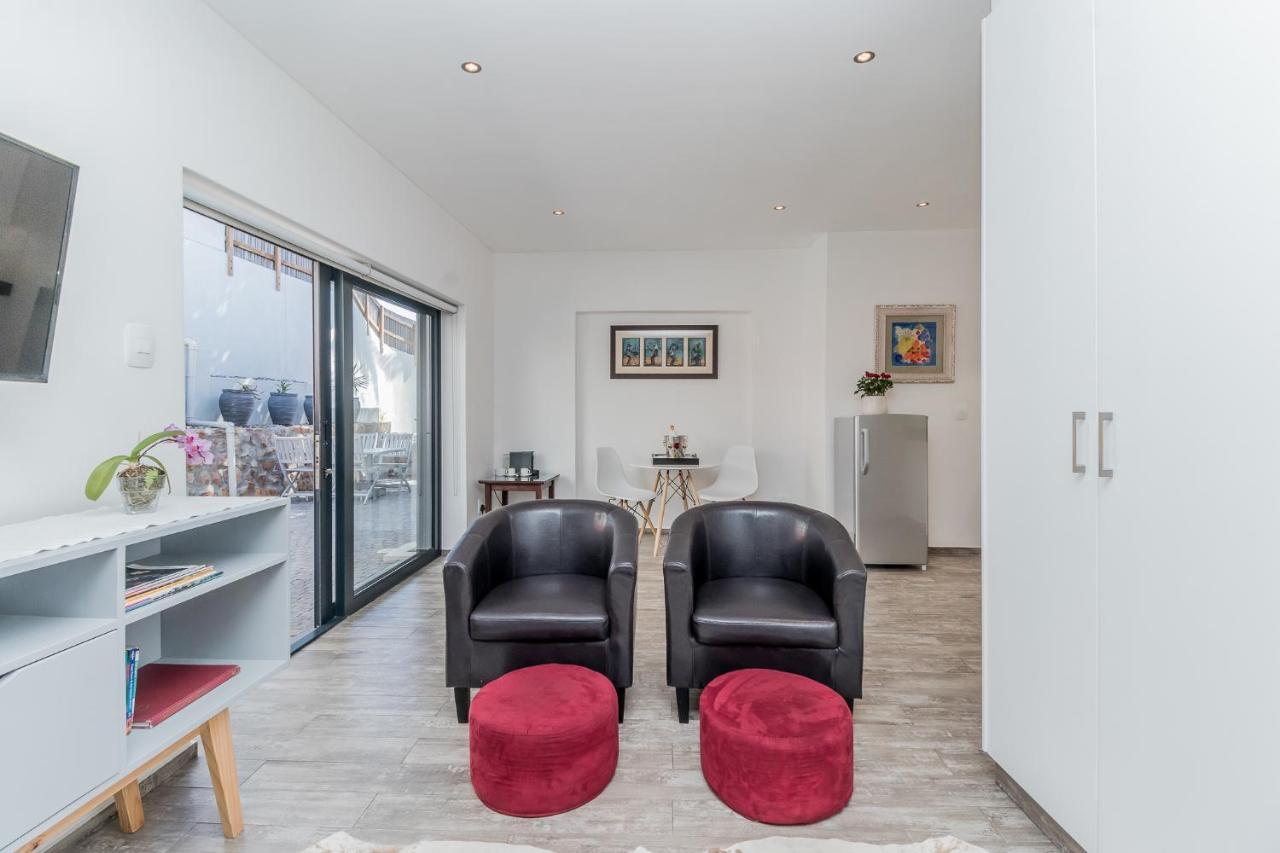 51 On Camps Bay Hotel Кейптаун Екстериор снимка