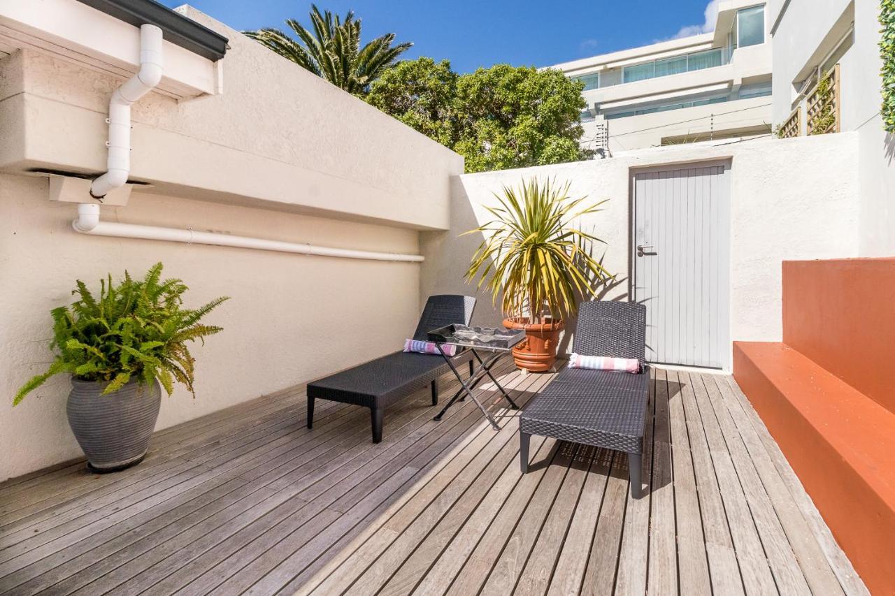 51 On Camps Bay Hotel Кейптаун Екстериор снимка