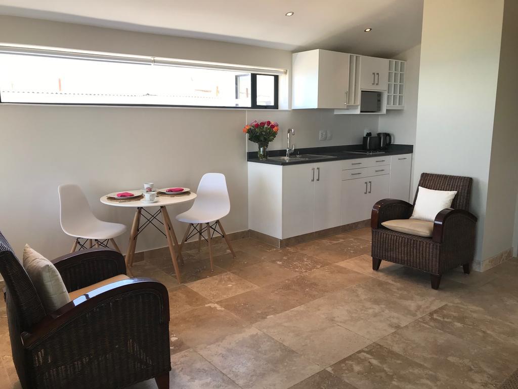 51 On Camps Bay Hotel Кейптаун Екстериор снимка